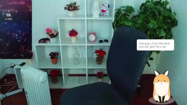 Image 12 of temptingfox Stream on Chaturbate on 13 months ago