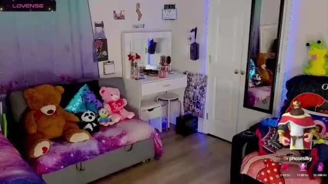 Thumbnail 1, temptressbeauty24's Stream at Chaturbate, 12 months ago