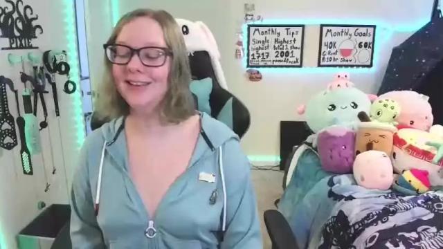 Image 2 of ten_tickle_pixie Stream on Chaturbate on 13 months ago