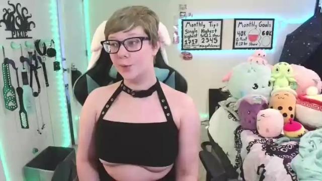 Thumbnail 1, ten_tickle_pixie's Stream at Chaturbate, 13 months ago
