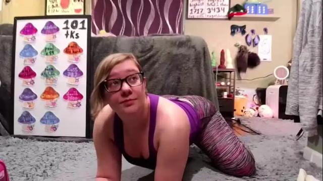 Image 2 of ten_tickle_pixie Stream on Chaturbate on 2 months ago