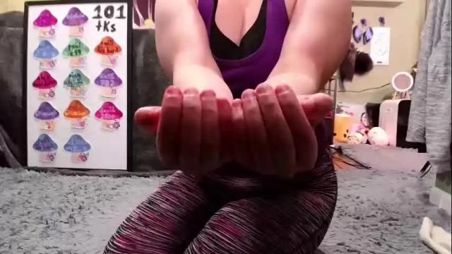 Image 4 of ten_tickle_pixie Stream on Chaturbate on 2 months ago