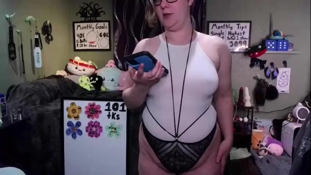 Thumbnail 1, ten_tickle_pixie's Stream at Chaturbate, 2 months ago