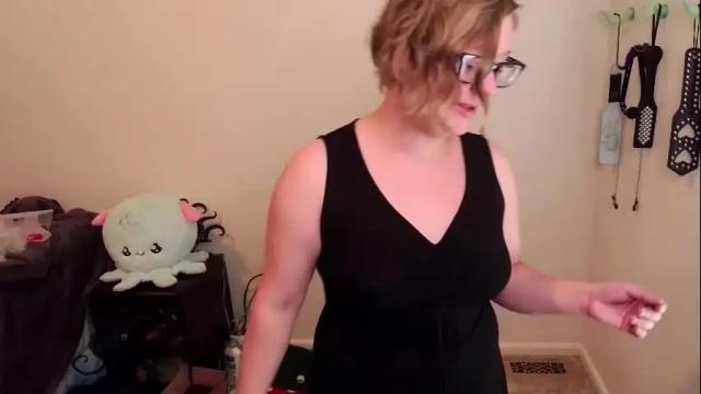Image 7 of ten_tickle_pixie Stream on Chaturbate on 1 month ago