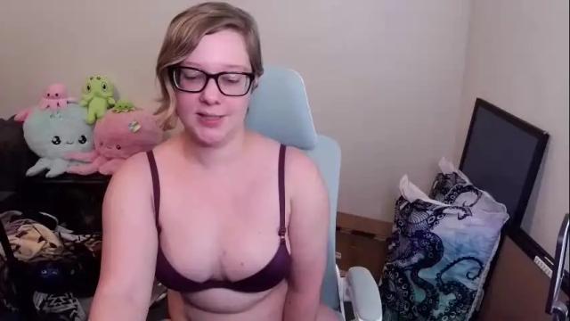 Thumbnail 3, ten_tickle_pixie's Stream at Chaturbate, 1 month ago