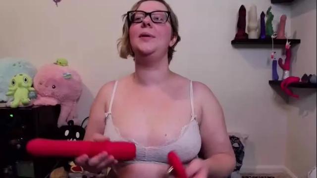 Image 3 of ten_tickle_pixie Stream on Chaturbate on 1 month ago