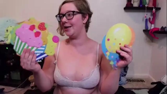 Image 4 of ten_tickle_pixie Stream on Chaturbate on 1 month ago
