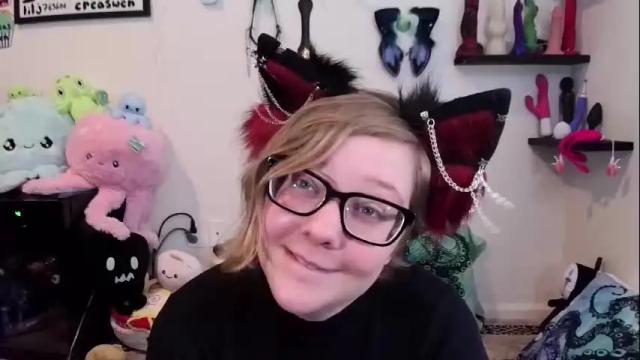 Image 4 of ten_tickle_pixie Stream on Chaturbate on 1 month ago