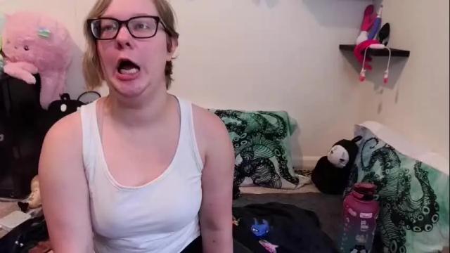 Image 3 of ten_tickle_pixie Stream on Chaturbate on 1 month ago