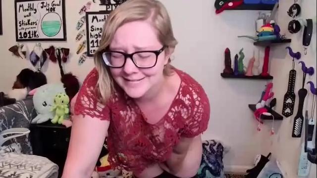Image 3 of ten_tickle_pixie Stream on Chaturbate on 5 days ago
