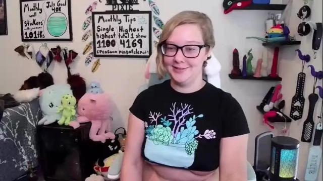 Image 11 of ten_tickle_pixie Stream on Chaturbate on 3 days ago