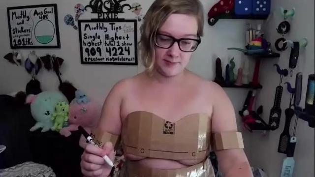 Image 4 of ten_tickle_pixie Stream on Chaturbate on 2 months ago