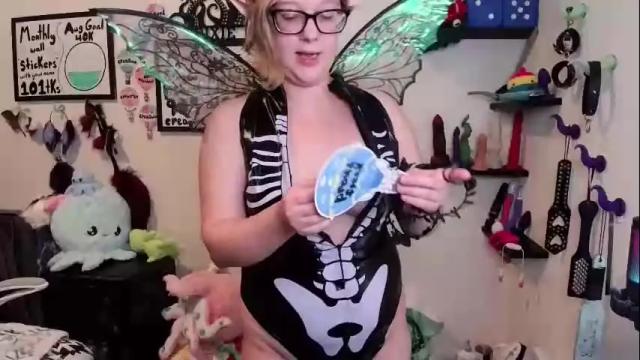 Thumbnail 3, ten_tickle_pixie's Stream at Chaturbate, 2 months ago