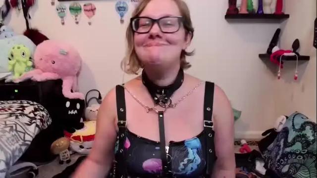 Image 6 of ten_tickle_pixie Stream on Chaturbate on 2 months ago