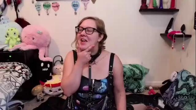Image 8 of ten_tickle_pixie Stream on Chaturbate on 2 months ago