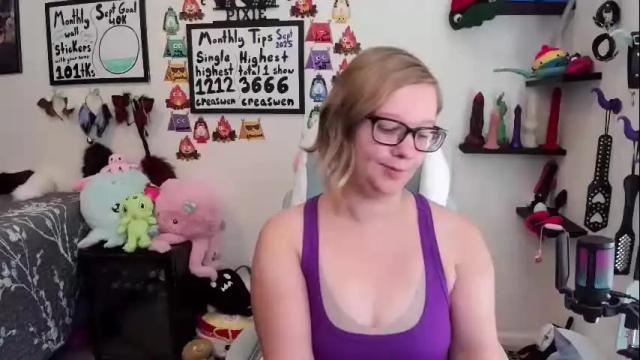 Image 11 of ten_tickle_pixie Stream on Chaturbate on 1 month ago