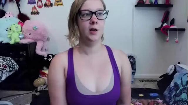 Image 3 of ten_tickle_pixie Stream on Chaturbate on 1 month ago