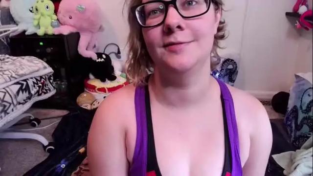 Thumbnail 1, ten_tickle_pixie's Stream at Chaturbate, 1 month ago