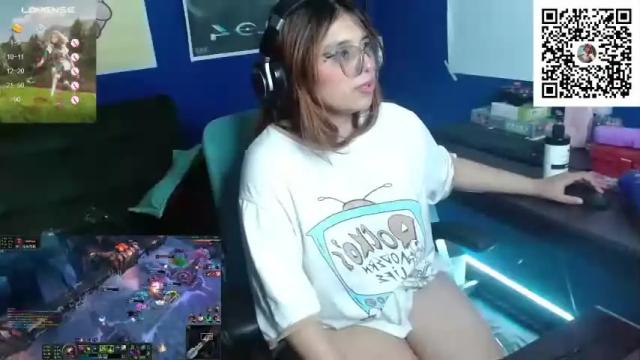 Image 11 of tercera_cherry Stream on Chaturbate on 19 months ago