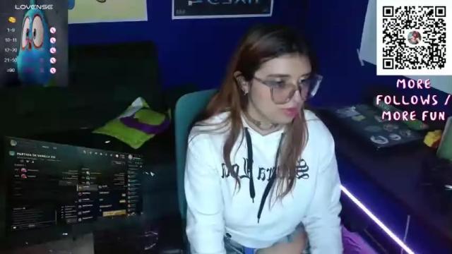 Image 2 of tercera_cherry Stream on Chaturbate on 19 months ago