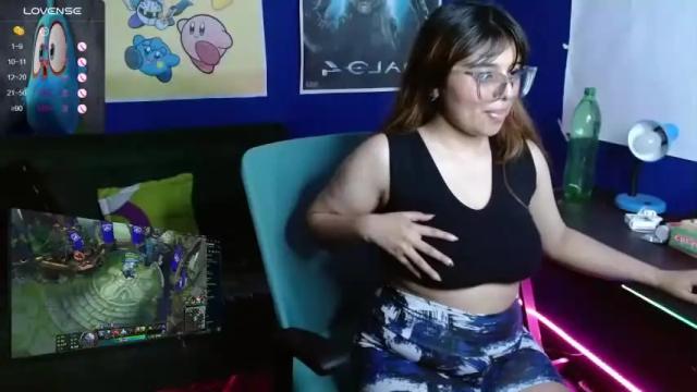 Image 7 of tercera_cherry Stream on Chaturbate on 17 months ago