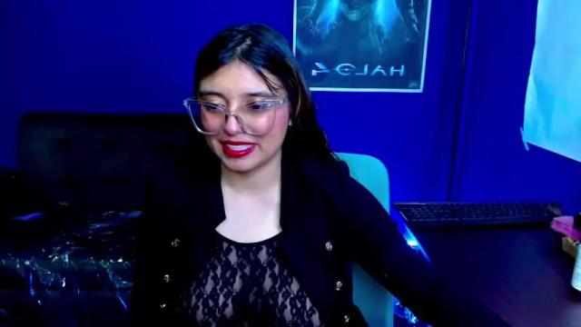 Image 6 of tercera_cherry Stream on Chaturbate on 15 months ago
