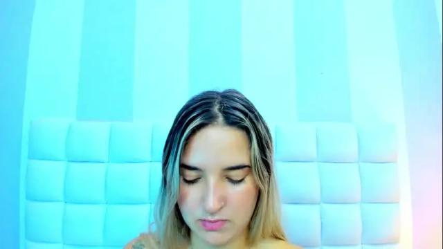 Image 2 of teresasroom_ Stream on Chaturbate on 1 month ago
