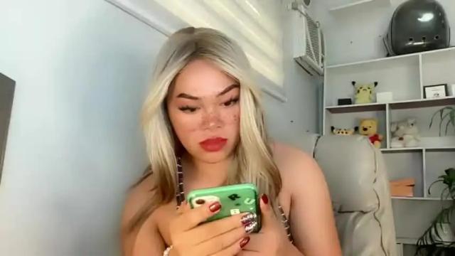 Image 2 of terri_jean69x Stream on Chaturbate on 18 months ago