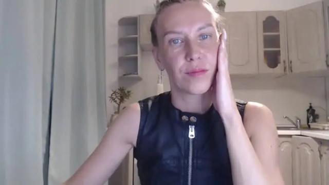Image 2 of terrymoon Stream on Chaturbate on 21 months ago