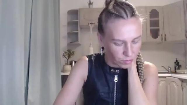 Image 7 of terrymoon Stream on Chaturbate on 21 months ago