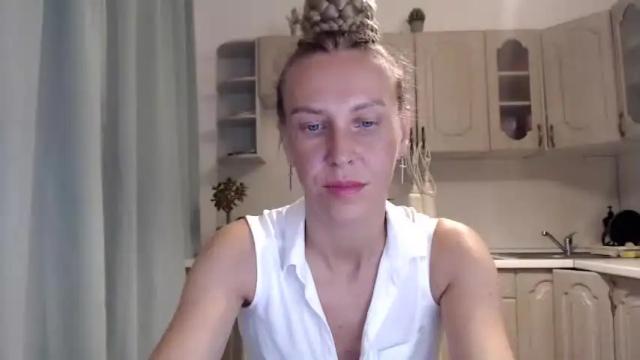 Image 11 of terrymoon Stream on Chaturbate on 25 months ago