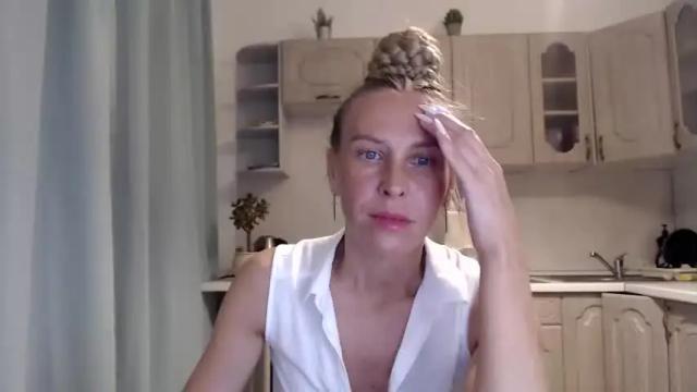 Image 12 of terrymoon Stream on Chaturbate on 25 months ago