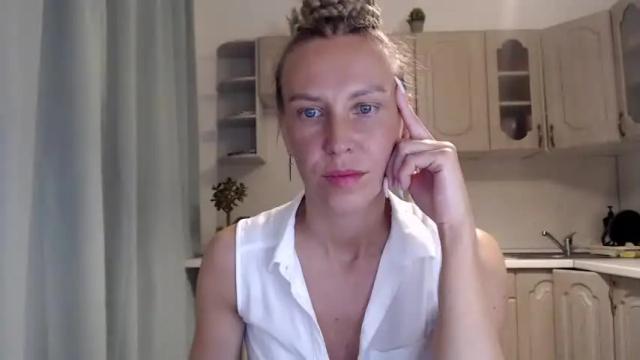 Image 6 of terrymoon Stream on Chaturbate on 25 months ago