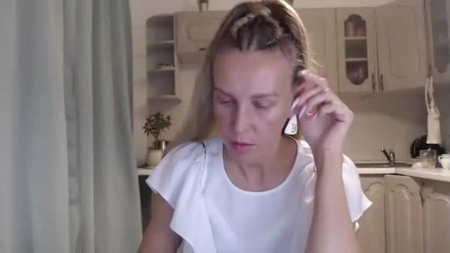 Image 2 of terrymoon Stream on Chaturbate on 21 months ago