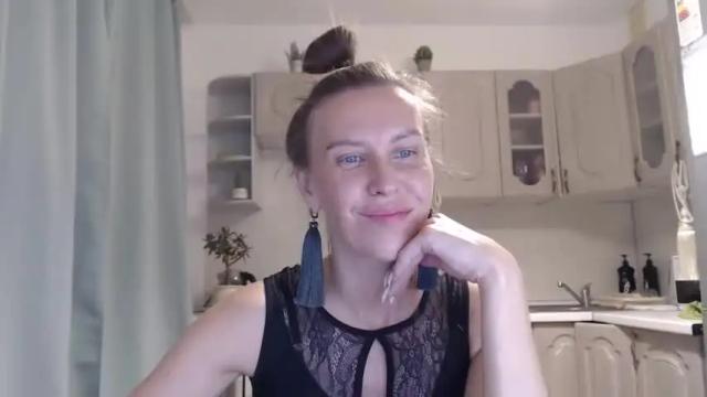 Image 4 of terrymoon Stream on Chaturbate on 20 months ago