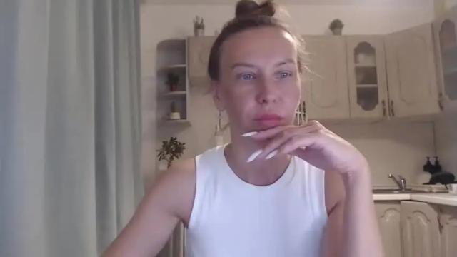 Image 10 of terrymoon Stream on Chaturbate on 19 months ago