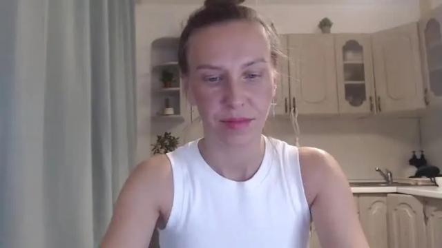 Image 4 of terrymoon Stream on Chaturbate on 19 months ago