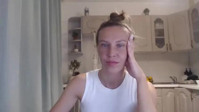 Image 6 of terrymoon Stream on Chaturbate on 19 months ago