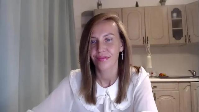 Image 2 of terrymoon Stream on Chaturbate on 19 months ago