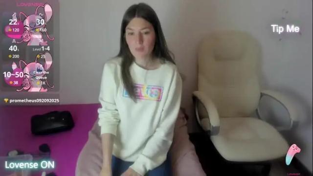 Image 10 of tesa_cute Stream on Chaturbate on 1 month ago