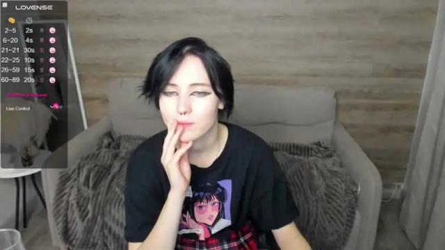 Image 7 of tessa_aw Stream on Chaturbate on 15 months ago