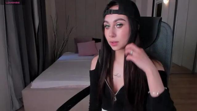 Image 6 of tessa_essa Stream on Chaturbate on 13 months ago