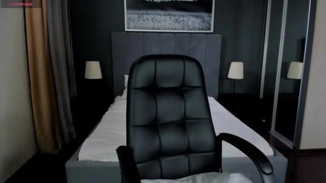 Image 8 of tessa_essa Stream on Chaturbate on 13 months ago