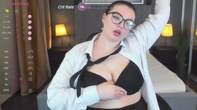 Image 7 of tessa_rogers Stream on Chaturbate on 15 months ago