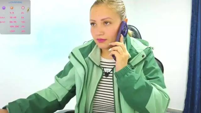 Image 11 of tessawhisnton Stream on Chaturbate on 1 month ago