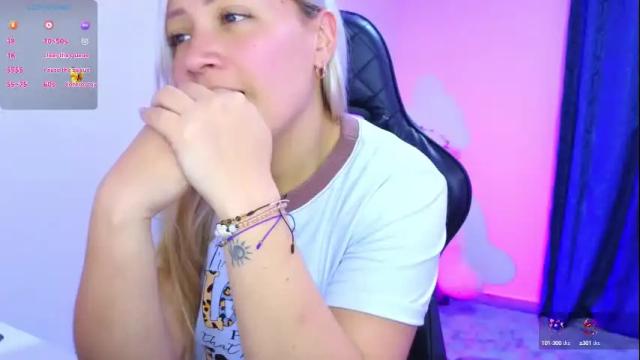 Image 8 of tessawhisnton Stream on Chaturbate on 23 days ago