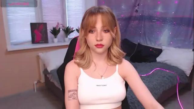 Image 10 of tessawillson Stream on Chaturbate on 6 months ago