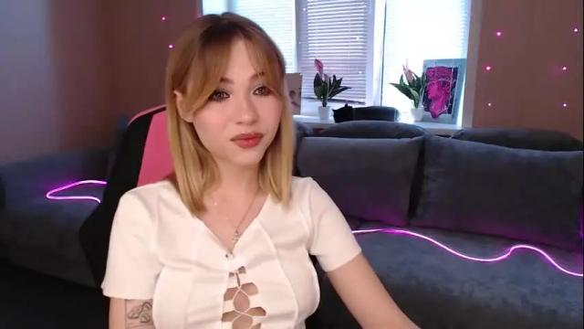 Image 7 of tessawillson Stream on Chaturbate on 4 months ago