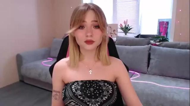 Image 6 of tessawillson Stream on Chaturbate on 4 months ago