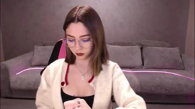 Image 2 of tessawillson Stream on Chaturbate on 1 month ago